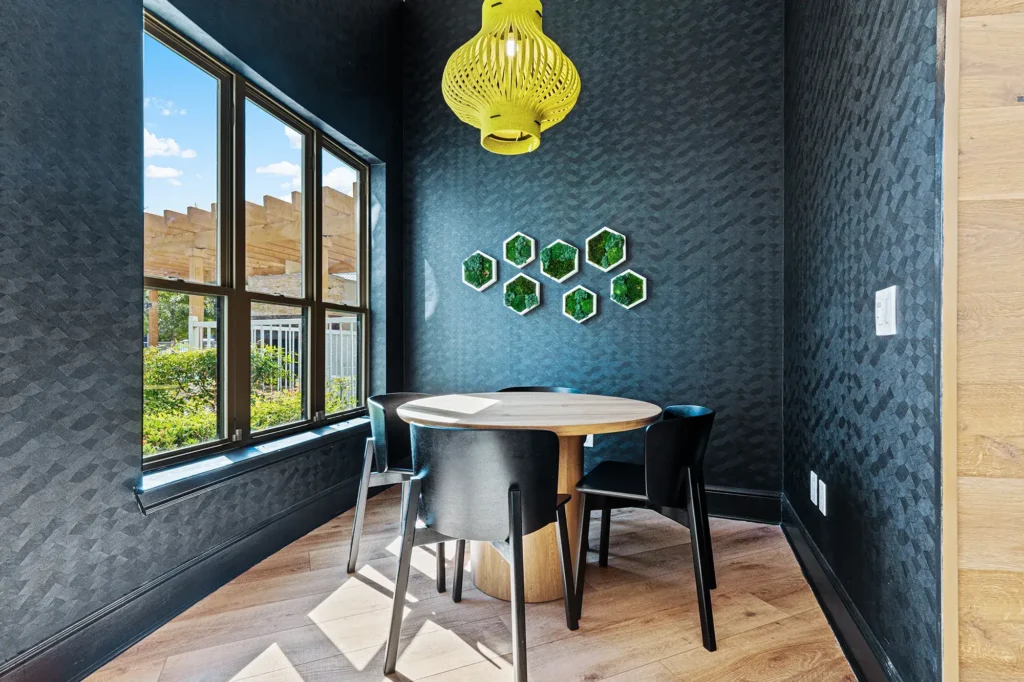 Clubhouse seating area with table and chairs